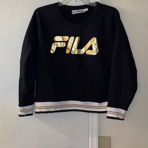 Fila Tops - EUC FILA sweatshirt